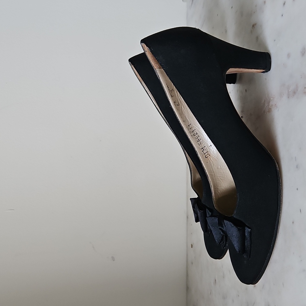 FERRAGAMO: vintage black fabric bow block heels